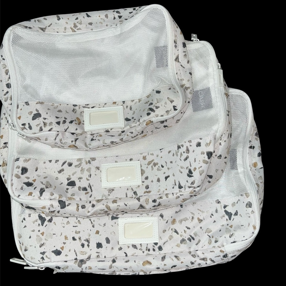 Calpak 3-pack packing cubes